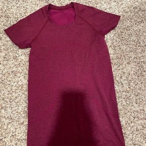 Lululemon swiftly tech short sleeve (normal length)